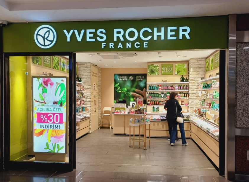 YVES ROCHER MAĞAZASI AÇILDI.
