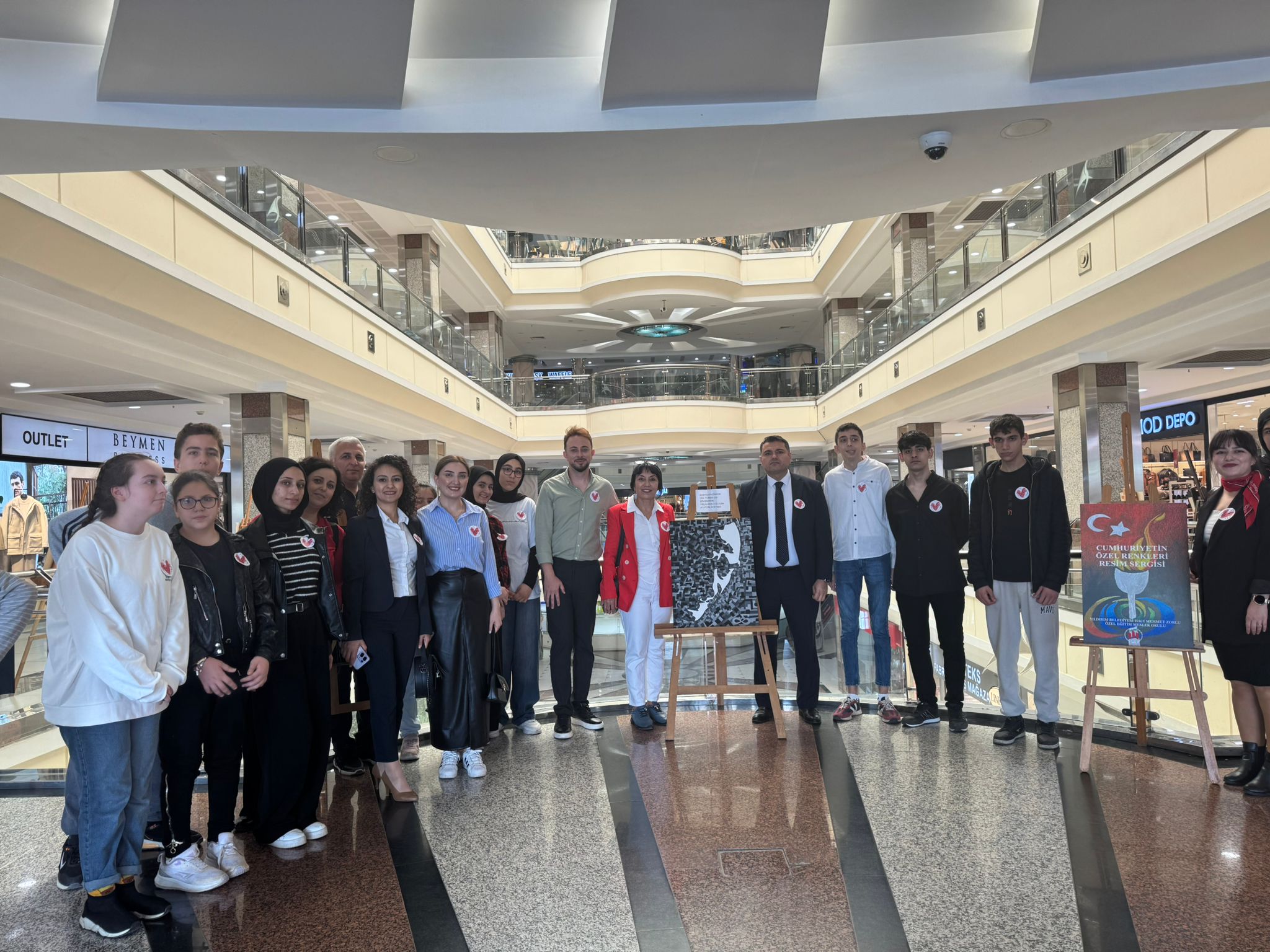 CUMHURİYETİN ÖZEL RENKLERİ RESİM SERGİSİ